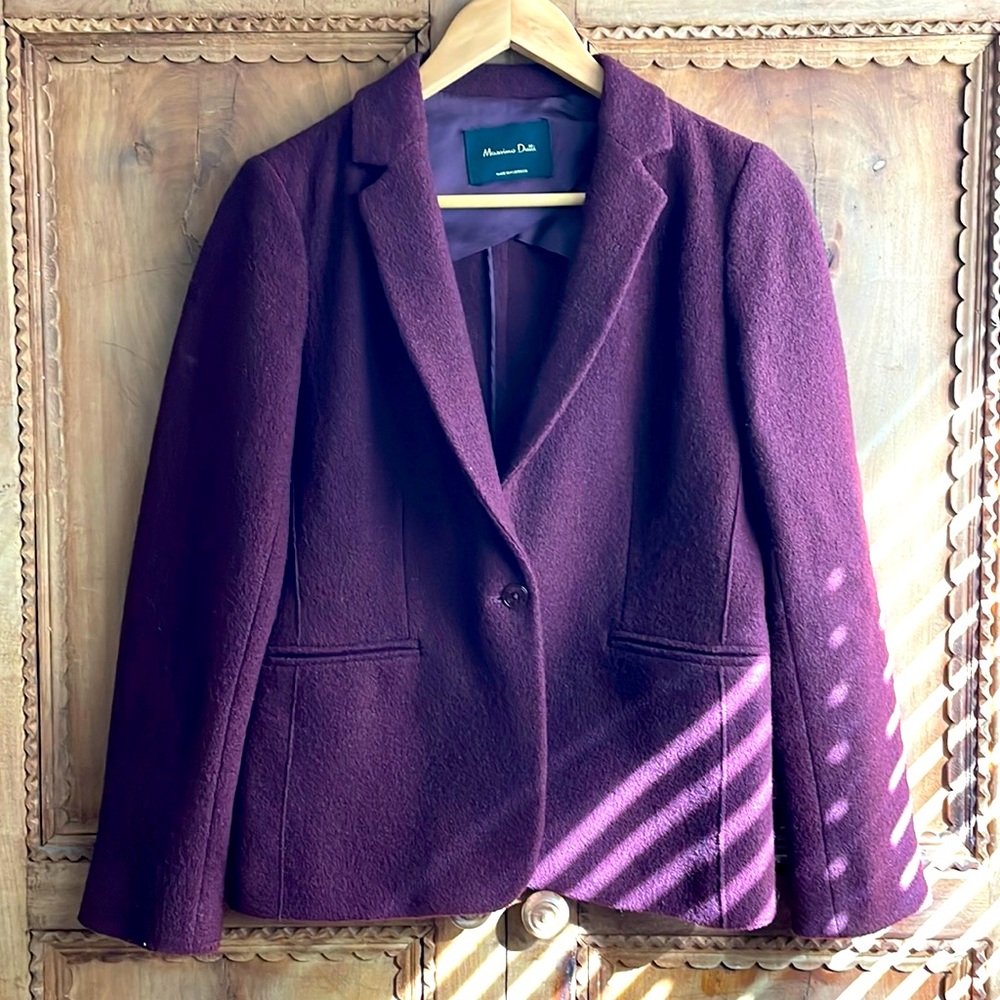 Massimo Dutti wool boucle blazer.